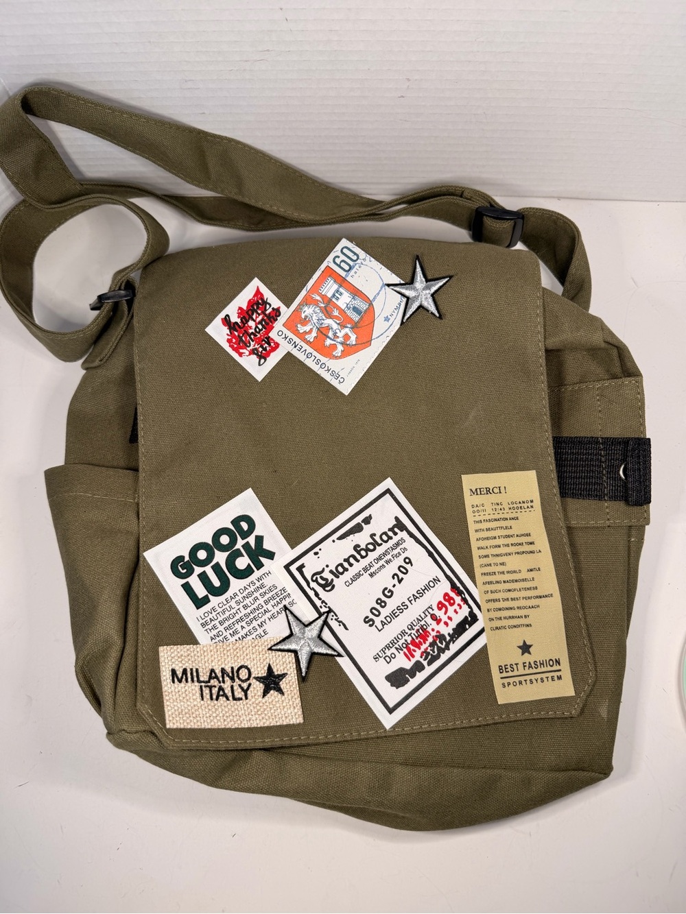 Tianbolan S08G-209
Vintage Canvas Messenger
Bag Crossbody
